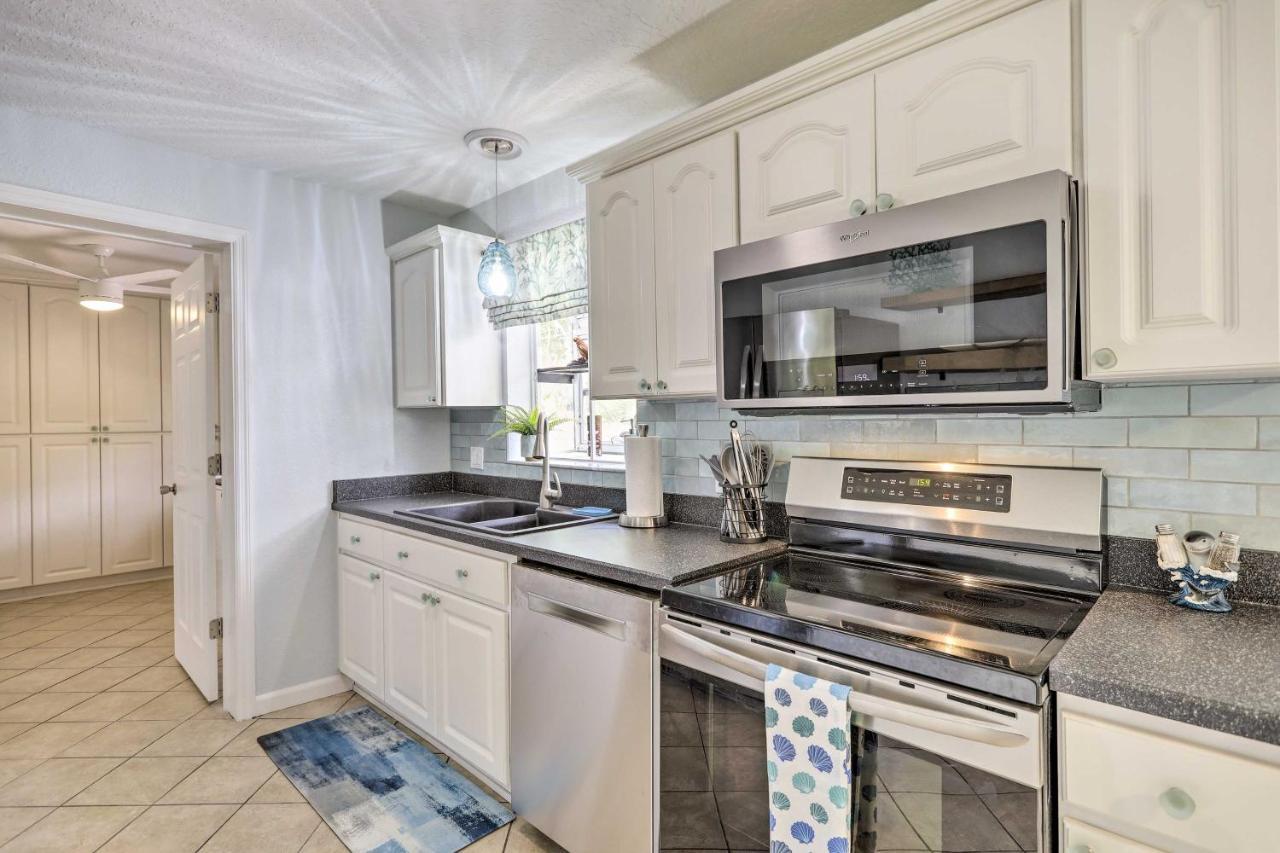 Merritt Island Home Fire Pit And Canal Access! Luaran gambar